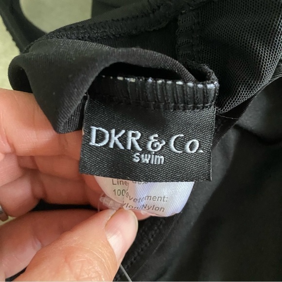 DRK & CO black swim tank tummy control lining size 20W​​​​​ - Picture 3 of 8